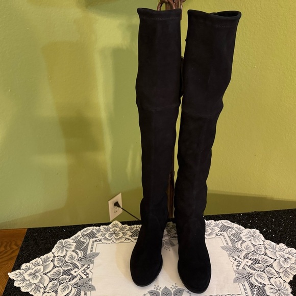 Stuart Weitzman Women's Black Over-the-Knee Boots - Picture 12 of 17